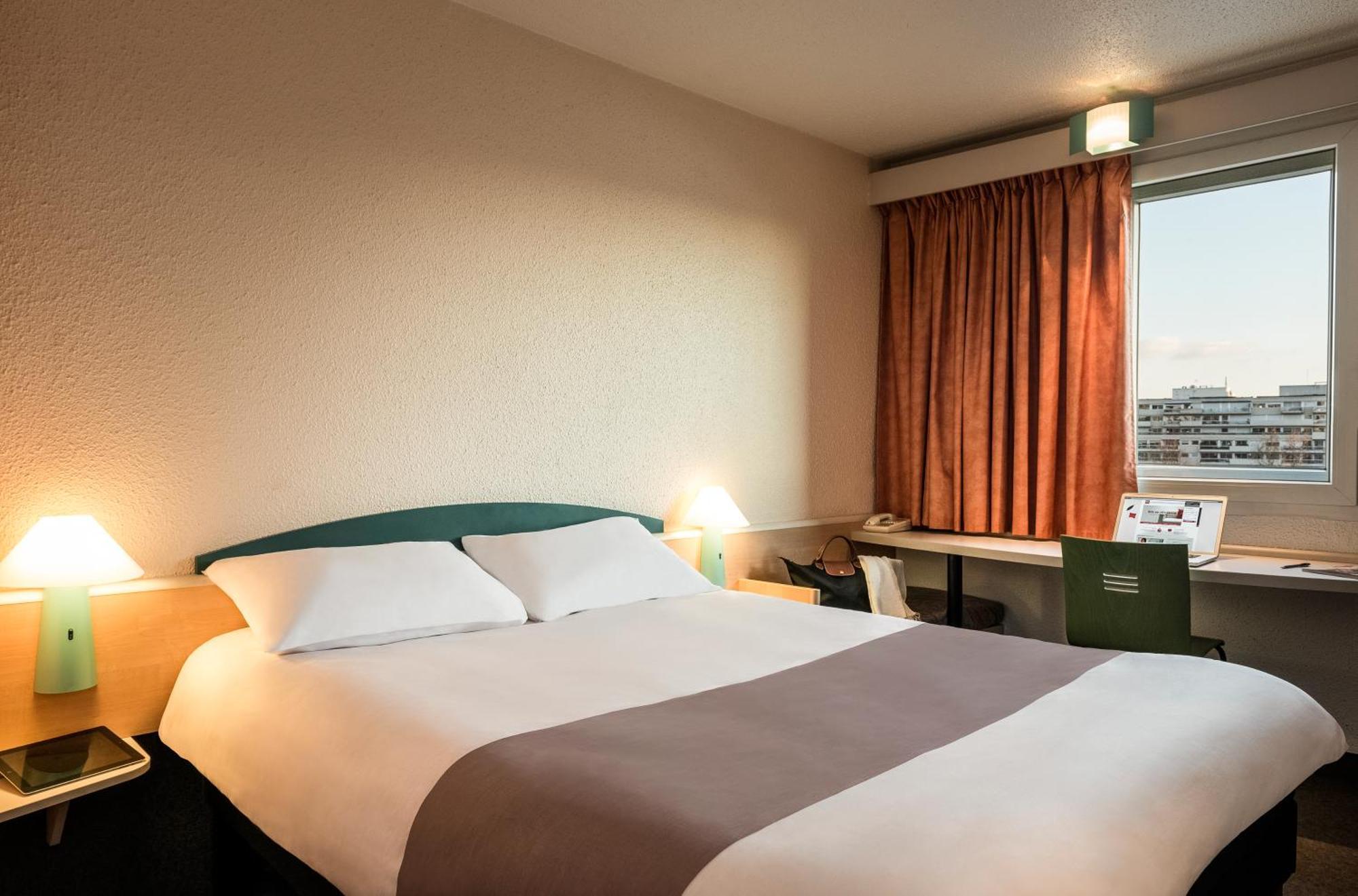 Ibis Paris Pantin Eglise Hotell Exteriör bild